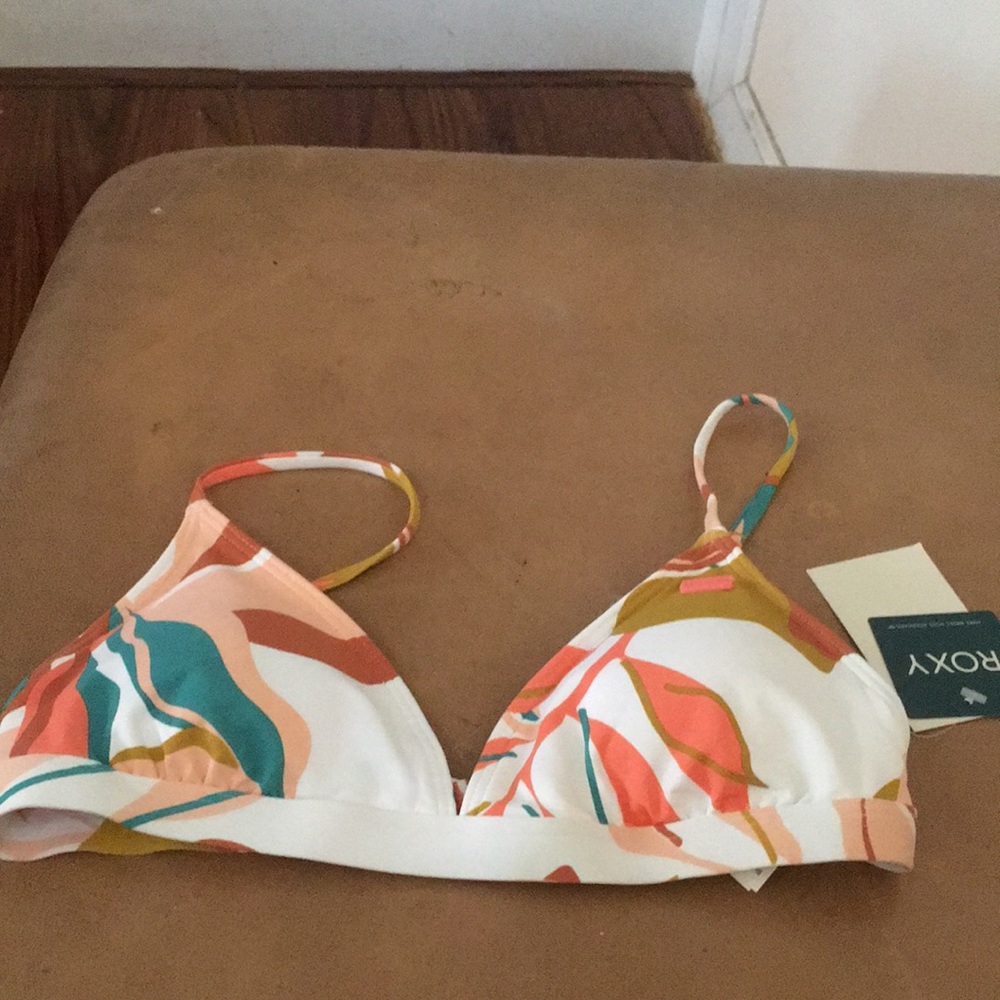 Brand New Roxy Swim